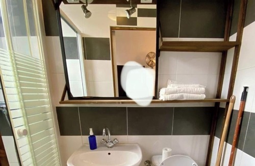 La Courneuve Apartamento | L'Appart' à Deux Pas du Stade de France