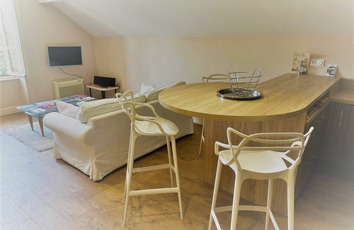 Marssac-sur-Tarn Casa | L'Appart', charming gite on the 2nd floor of the chateau