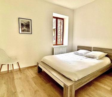 Cruas Apartamento | L'appart cosy Cruas ღ au pied du château