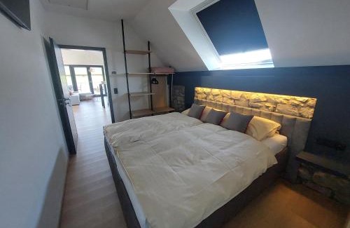 Eynatten Apartamento | L'Appart - New Appartement - Free Parking - Self Check-in - Terrasse