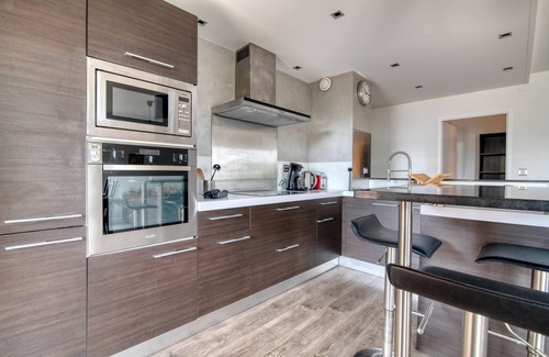 Fontaine-Bayonne-Cartoucherie Apartamento | L'Arène de coeur - appt avec piscine partagée