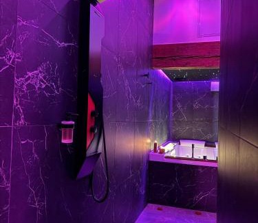 Quartier Administrations Apartamento | L’arène des plaisirs - love room