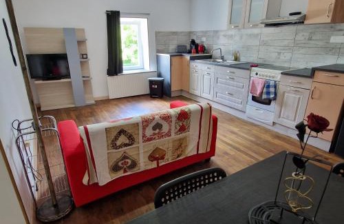 Begnecourt Apartamento | L Arc en Ciel Séjour cocooning pour deux avec ambiance Romantique