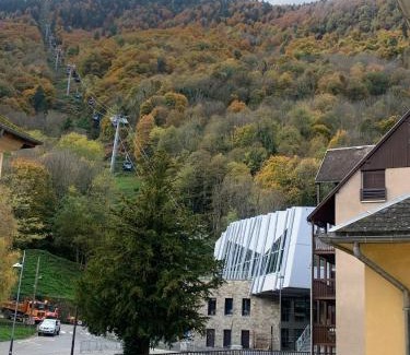 Bagneres-de-Luchon Apartamento | L'Ascension, T4, proche télécabine, wifi, 6 personnes