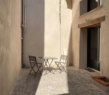 Moissac Apartamento | L'ATELIER - à coté abbatiale - clim reversible - Ideal couples