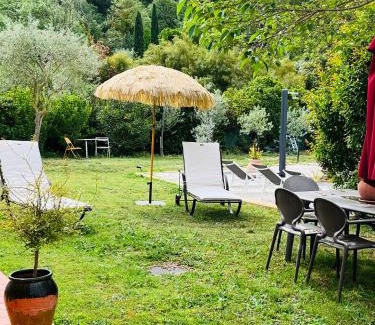 Le Castellet Casa | L Atelier gîte 3 étoiles avec piscine Le Jas des Oliviers