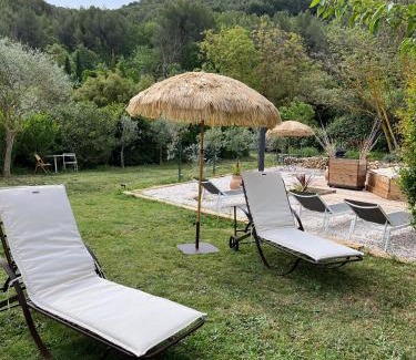 Le Castellet Casa | L Atelier gîte 3 étoiles avec piscine Le Jas des Oliviers