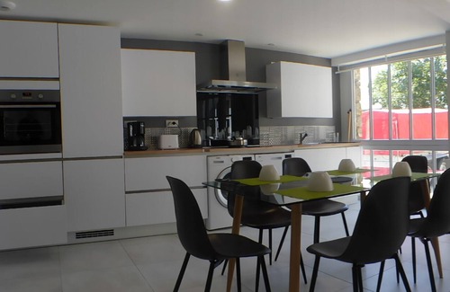 Mont-Dol Cabaña | L'atelier-Gîte-Apartamento-Baño con bañera