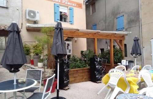 Saint-Julien-de-Cassagnas Cama Y Desayuno | L'Auberge Chez Pascal