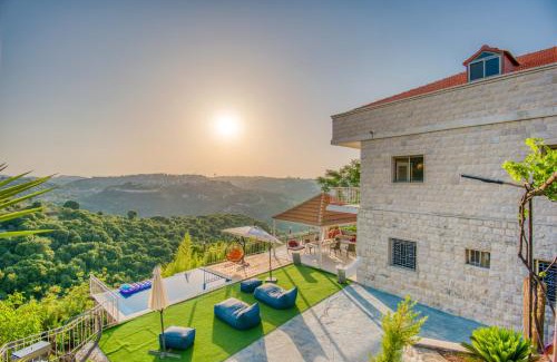 Kfardebian Casa | L'Auberge de Kour - 4-BR Villa & Private Pool