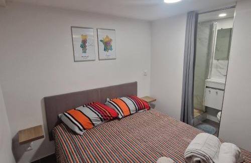 Sucy-en-Brie Apartamento | L'auberge de Sucy - Studio Climatisé