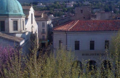 Apt Cama Y Desayuno | L'Auberge Espagnole - Bed & Breakfast