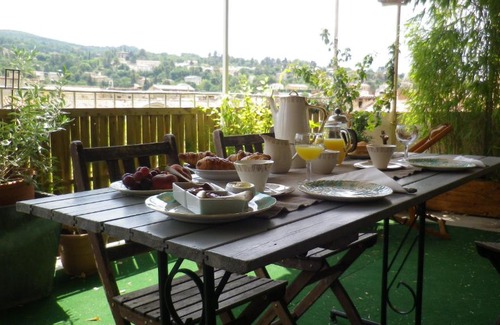 Apt Cama Y Desayuno | L'Auberge Espagnole - Bed & Breakfast