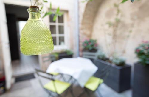 Beaune City Centre Apartamento | L'Aubertine - Appartement Hypercentre avec Terrasse