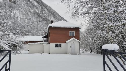 Eaux-Bonnes Apartamento | L' Aubisque