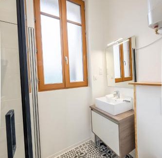 Saint-Quentin Apartamento | L'avant-gardiste - Appart'Hotel Le Gatsby