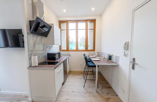 Saint-Quentin Apartamento | L'avant-gardiste - Appart'Hotel Le Gatsby