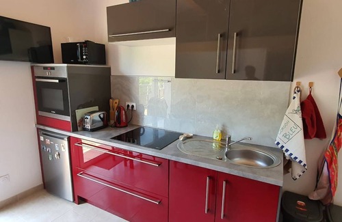 Sainte-Cecile-d'Andorge Apartamento | L'Echappée du Camboux. Wellness discounts