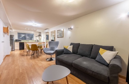 Nouveau-Rosemont Apartamento | L'Éco-logis | Downtown | Workspace
