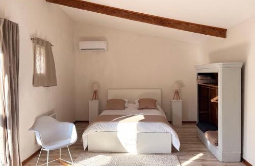 Limoux Apartamento | L'Ecurie en ville