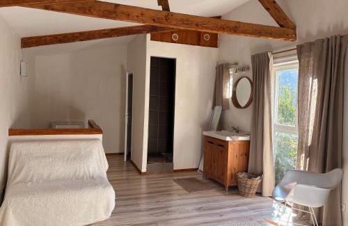 Limoux Apartamento | L'Ecurie en ville