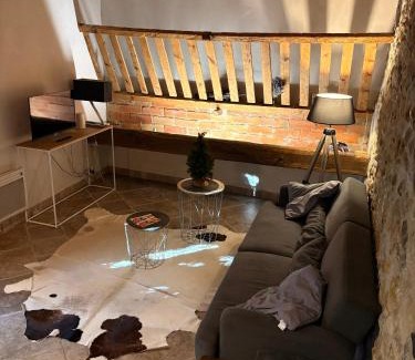 Limoux Apartamento | L'Ecurie en ville