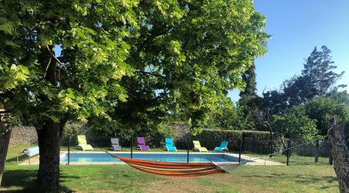 Chaille-les-Marais Apartamento | L'enclos bleu, gîte - marais poitevin avec piscine chauffée