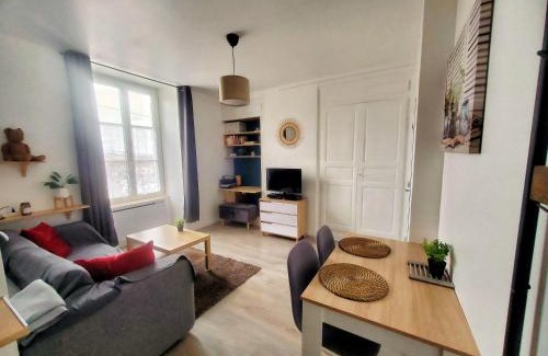 Nogent-le-Rotrou Apartamento | L'escale cosy - Idéal Pro & Couple - Gare à 5 mn - Wifi - Parking gratuit