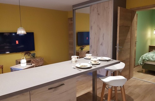 Liepvre Apartamento | Le Refuge-Apartamento-Confortable-Baño con bañera