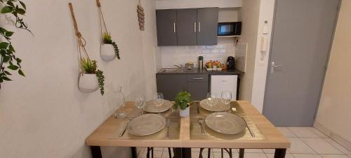 Moussy-le-Neuf Apartamento | L'ESCALE : Duplex 4 pers. ASTERIX, AEROPORT ROISSY CDG, PARIS