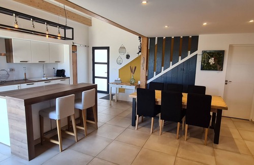 Meyreuil Casa | L'escale , Triplex Spa & Piscine