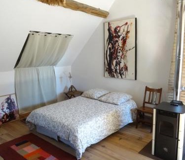 Saint-Sauveur-en-Puisaye Cama Y Desayuno | L'escalier des rêves