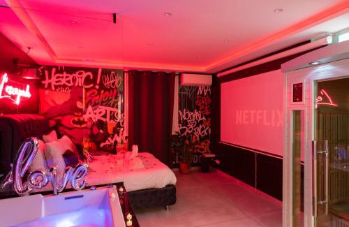 Cros-de-Cagnes Apartamento | L'escapade - Jacuzzi & Sauna privés By SweetDreams