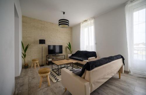 Coulounieix-Chamiers Casa | L'Escapade Périgourdine, wifi, parking, Netflix, piscine