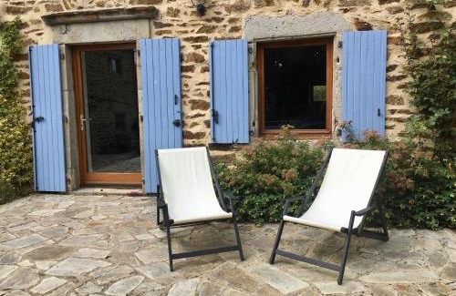Saint-Austremoine Casa | L'Estivante