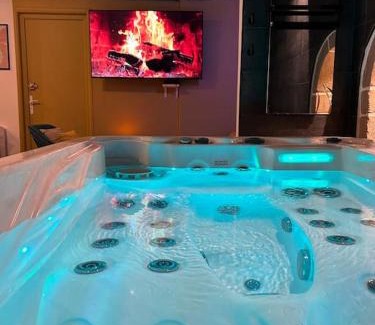 Guemene-sur-Scorff Casa | L'Etreinte, gîte de charme avec jacuzzi intérieur et sauna