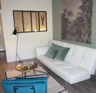 Bourg-l'Eveque Apartamento | L'Eucalyptus, charmant T2 au cœur du centre ville