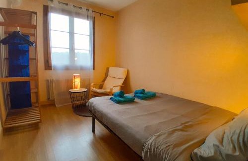 Saint-Andre-de-Cubzac Casa | L'Evasion, maison spacieuse, véranda, parking