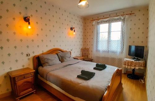 Saint-Andre-de-Cubzac Casa | L'Evasion, maison spacieuse, véranda, parking
