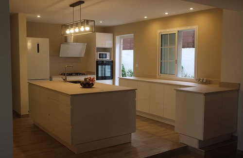 Sainte-Clotilde Casa | L'exalta, a detached house in the northern heights of Reunion Island