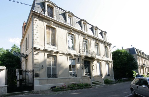 Nancy City Centre Apartamento | L'Hôtel Particulier - La chambre de Juliette