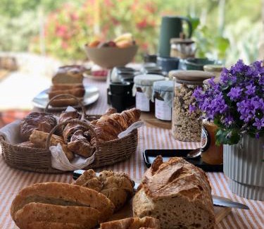 Bagnols-en-Foret Cama Y Desayuno | L’Hacienda Maison d’hôtes