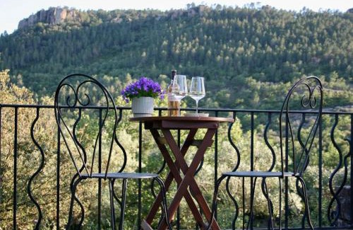Bagnols-en-Foret Cama Y Desayuno | L’Hacienda Maison d’hôtes