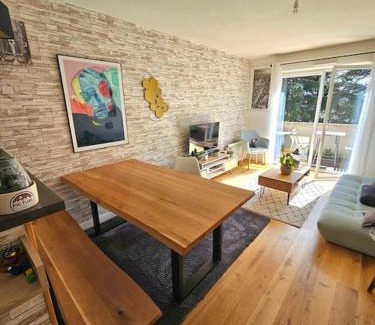 Pau Nord Apartamento | L'hippique - Parking - vue Pyrénées - Balcon