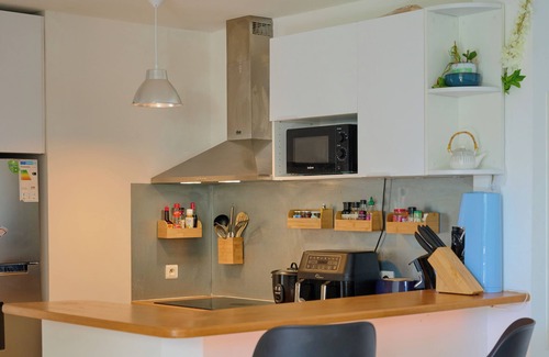 Saint-Denis Apartamento | L'horizon bleu : Sea view, air-conditioning, swimming pool, near airport and hospital for 4 people
