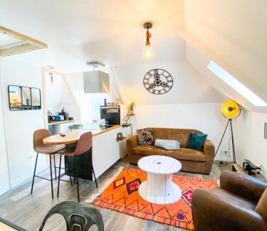 Guingamp Apartamento | L’INDUSTRIEL en centre ville sur rive du TRIEUX