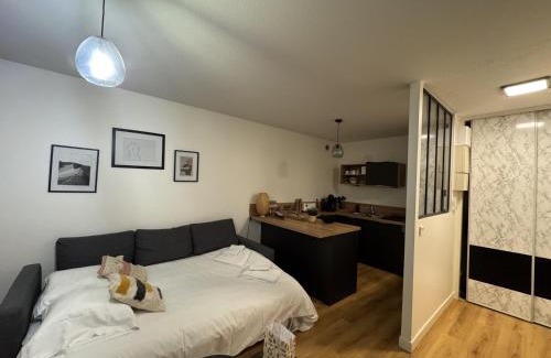 Brive-la-Gaillarde Apartamento | L'Instant Terrasse - 1 Chambre