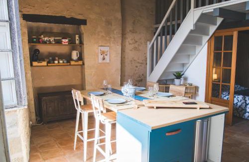 Saint-Felix-Lauragais Apartamento | L'intendance - calme et cosy, vieilles pierres