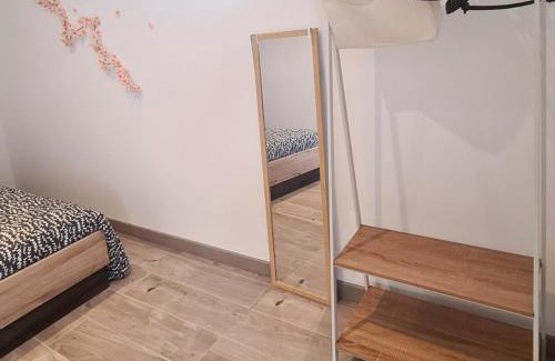 Loyettes Apartamento | L'Oasis Fleurie