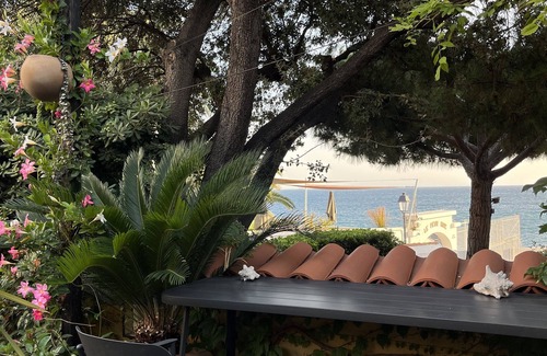 7th Arrondissement Casa | L'oasis - Maison Exceptionnelle au Bord de la mer